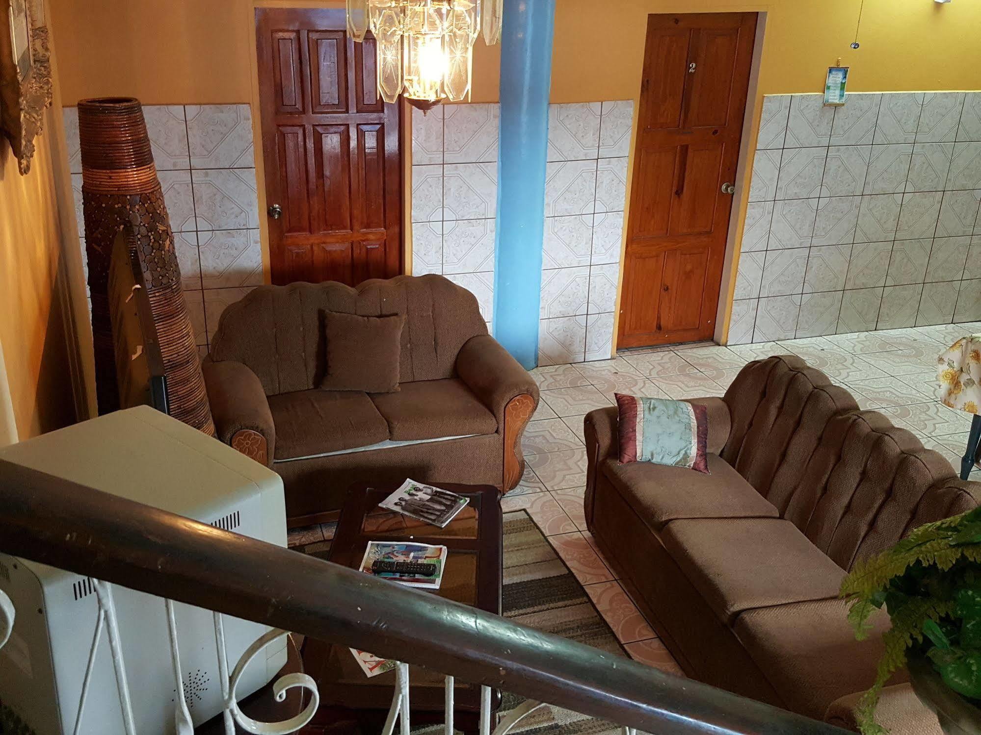 Caribbean Tourist Villa Port of Spain Kültér fotó